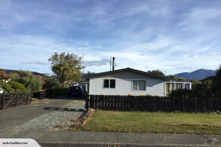 Photo of property in 33 Henry Street, Te Anau, 9600