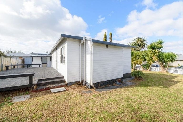 Photo of property in 2 Walters Road, Mount Wellington, Auckland, 1062