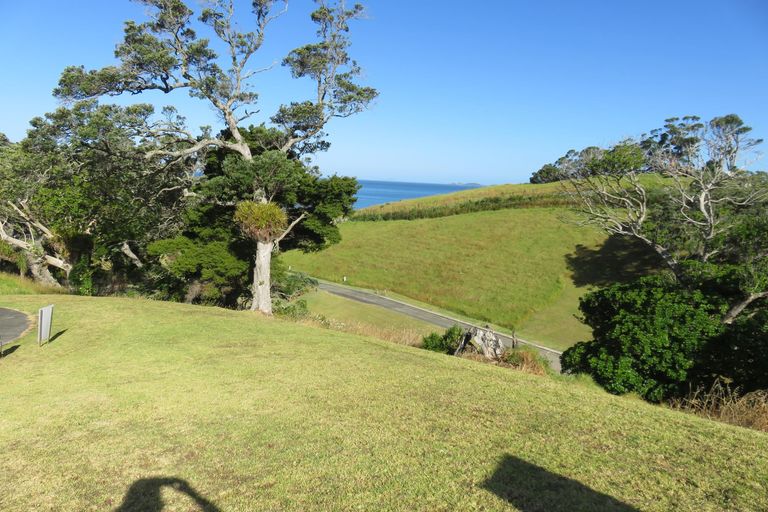 Photo of property in 17 Ongutukura Way, Oakura, Hikurangi, 0184