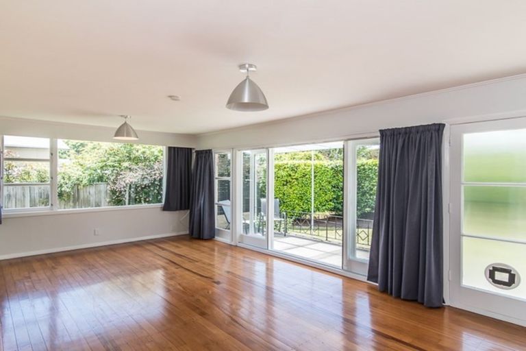 Photo of property in 45 Alexander Road, Raumati Beach, Paraparaumu, 5032