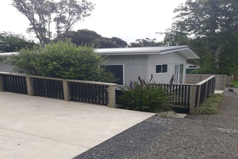 Photo of property in 104 Carthew Street, Okato, 4335