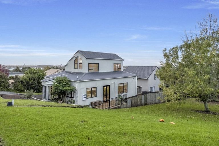 Photo of property in 1/29 Barberton Terrace, Red Hill, Papakura, 2110