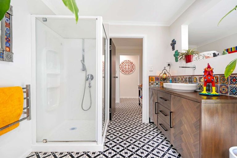 Photo of property in 102 Pohutukawa Avenue, Ohope, 3121