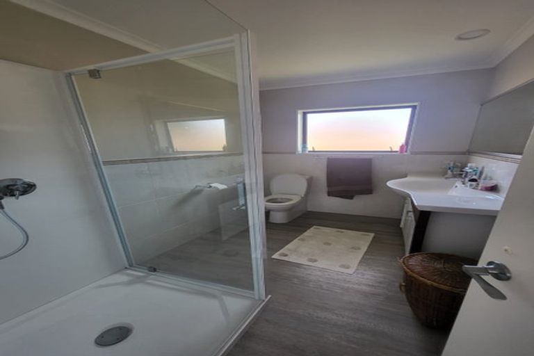 Photo of property in 3 Oakland Way, Welcome Bay, Tauranga, 3112