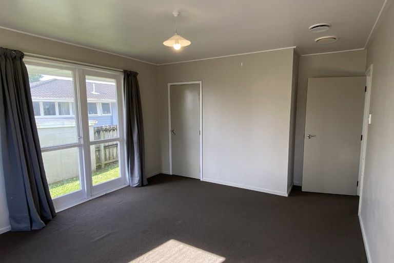 Photo of property in 9 Huia Street, Waiuku, 2123