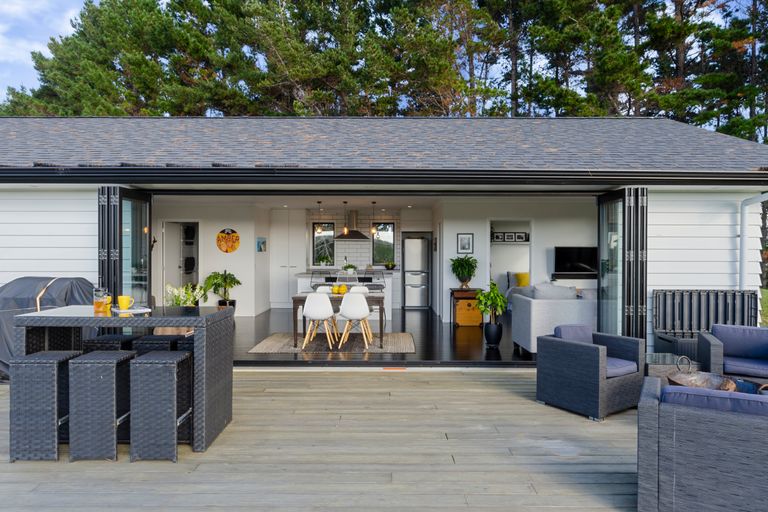 Photo of property in 1612a Pakiri Road, Tomarata, Wellsford, 0972