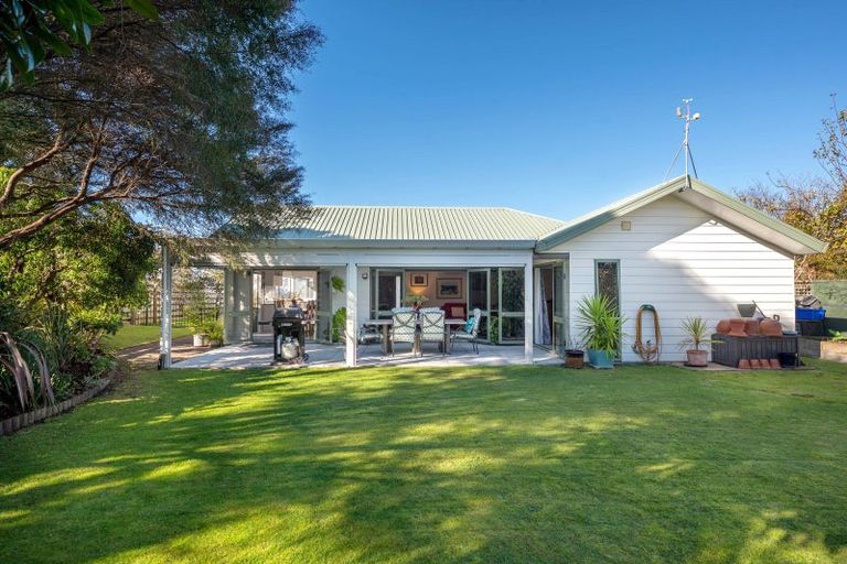 Photo of property in 54 Acacia Bay Road, Nukuhau, Taupo, 3330