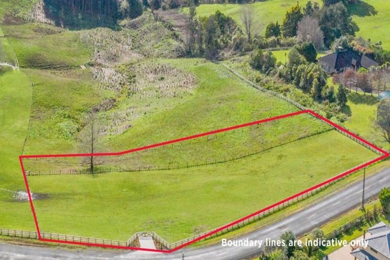 Photo of property in 118 Trig Road, South Head, Helensville, 0874
