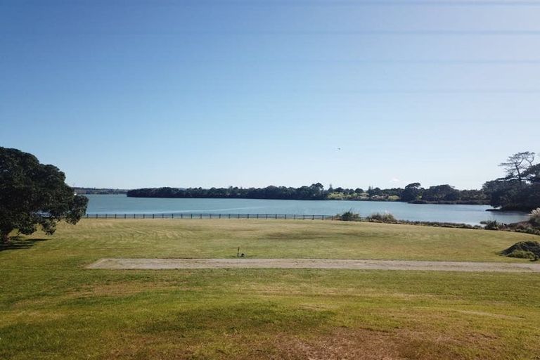 Photo of property in 17 Goble Road, Clarks Beach, 2679