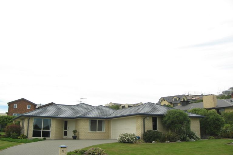 Photo of property in 23 Highcrest Heights, Westmorland, Christchurch, 8025