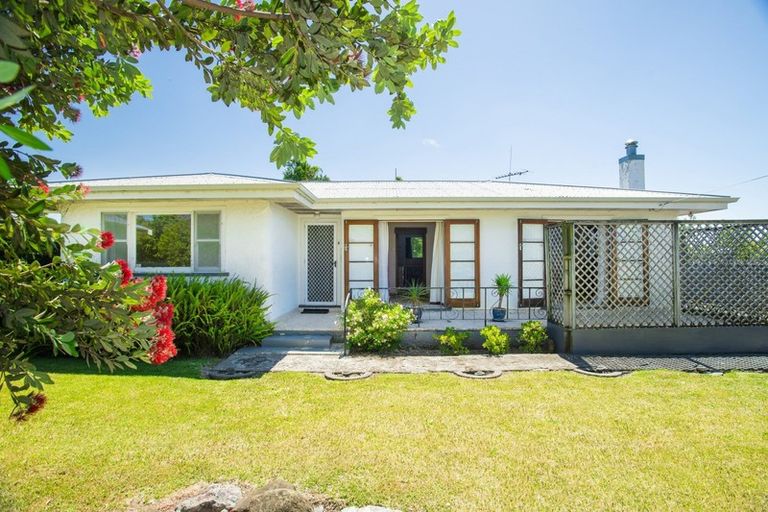 Photo of property in 121 Chalmers Road, Elgin, Gisborne, 4010