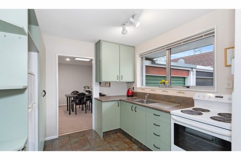 Photo of property in 1/58 Epsom Road, Sockburn, Christchurch, 8042