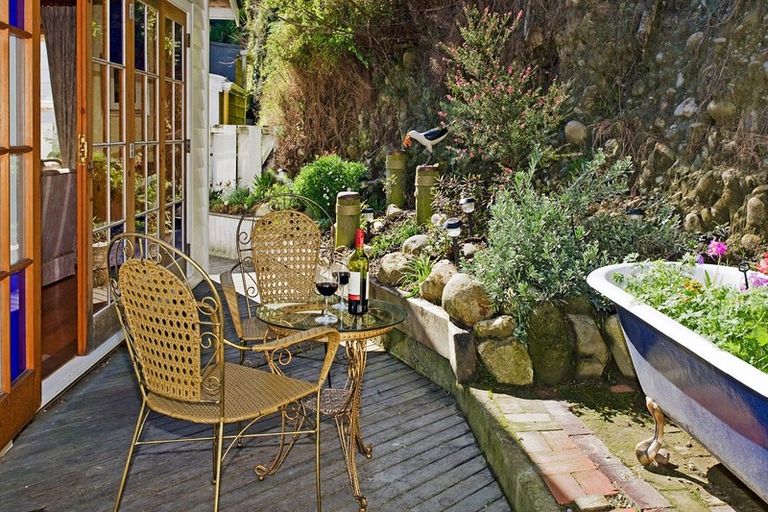 Photo of property in 369 Wakefield Quay, Stepneyville, Nelson, 7010