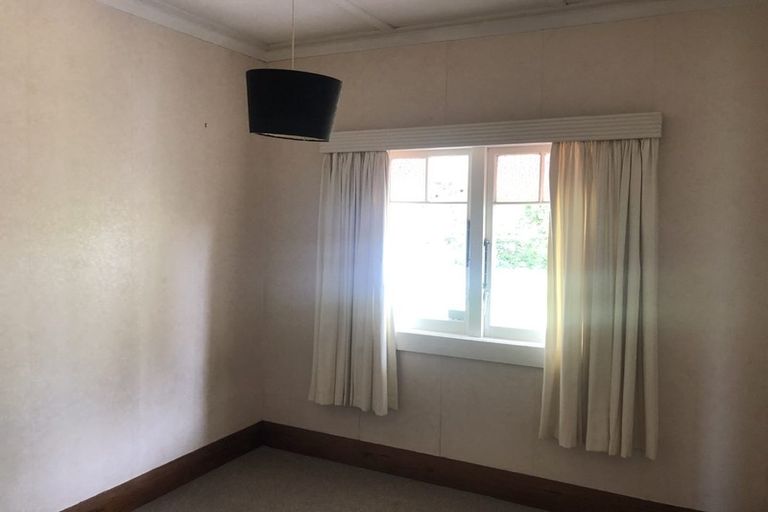 Photo of property in 15 Saint Winifreds Avenue, Hamilton East, Hamilton, 3216