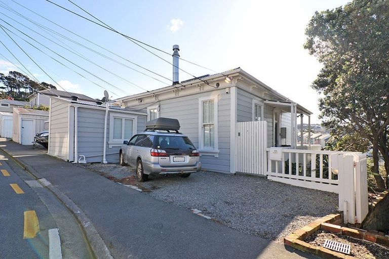 Photo of property in 10a Bidwill Street, Mount Cook, Wellington, 6021