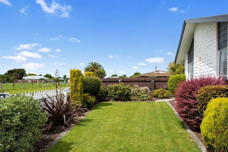 Photo of property in 18 Shirtliff Street, Riversdale, Blenheim, 7201