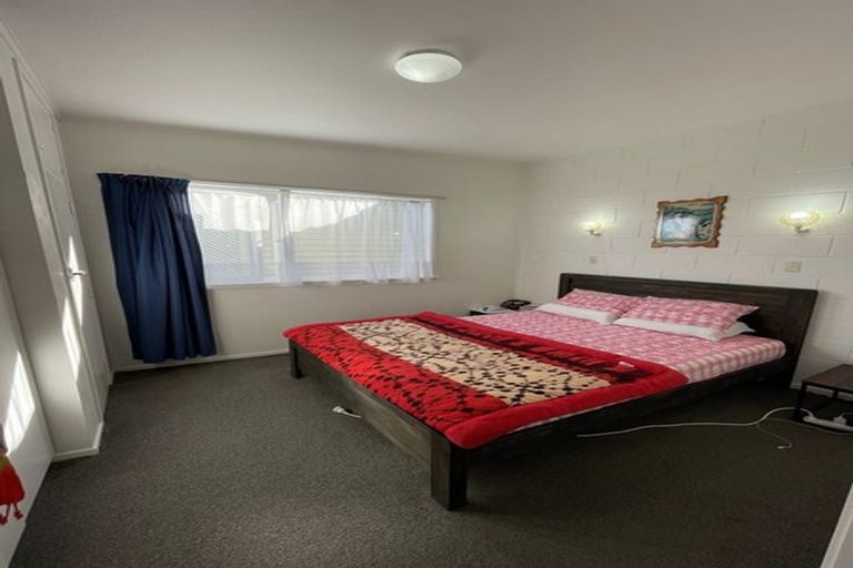Photo of property in 7 Aratonga Avenue, Greenlane, Auckland, 1051