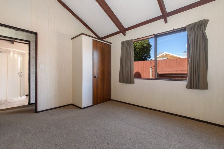 Photo of property in 64 Resolution Road, Welcome Bay, Tauranga, 3112