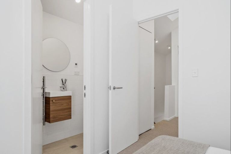 Photo of property in 6 Titoki Close, Matakana, Warkworth, 0985