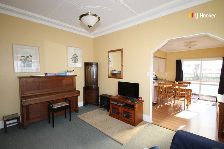 Photo of property in 324 Bay View Road, South Dunedin, Dunedin, 9012