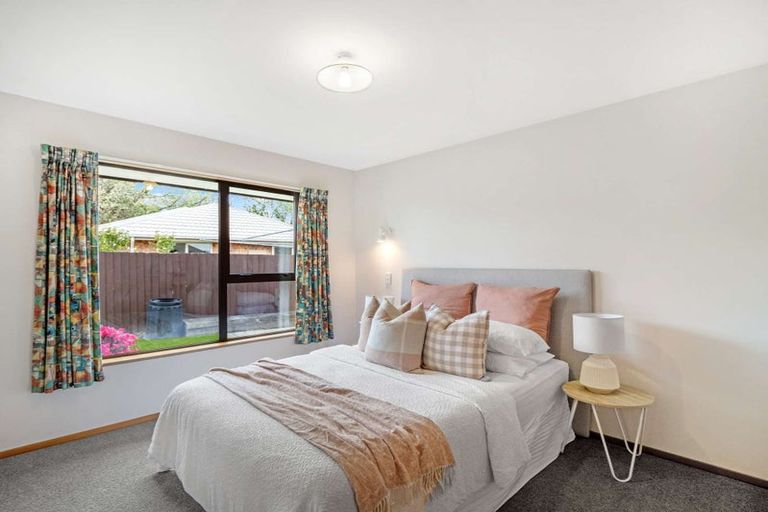 Photo of property in 10 Innisfree Place, Northwood, Christchurch, 8051