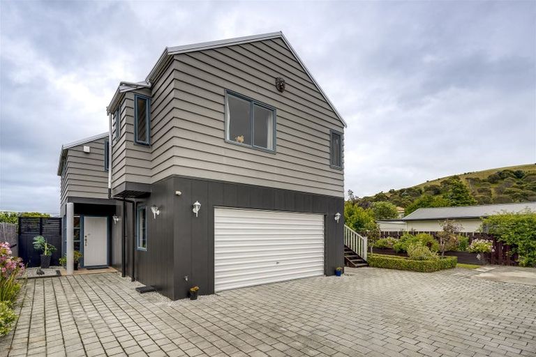 Photo of property in 12a Dolbel Street, Taradale, Napier, 4112