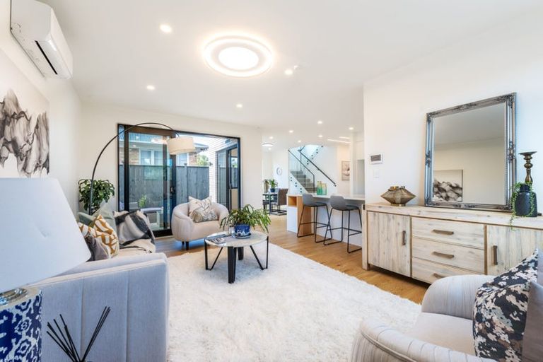 Photo of property in 28b Kereru Street, Henderson, Auckland, 0612