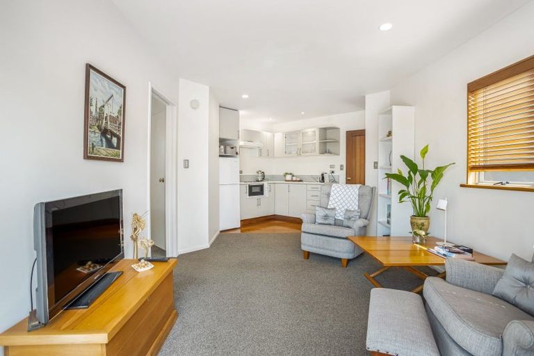 Photo of property in 78 Knights Road, Rothesay Bay, Auckland, 0630