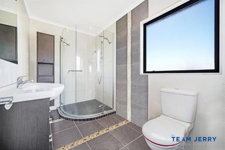 Photo of property in 62 Peninsula Road, Mangere, Auckland, 2022