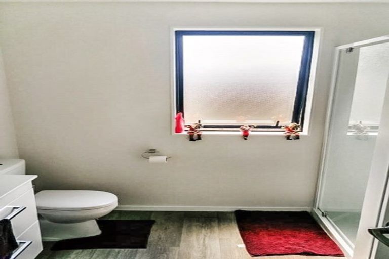 Photo of property in 72 Prado Drive, Pukekohe, 2120