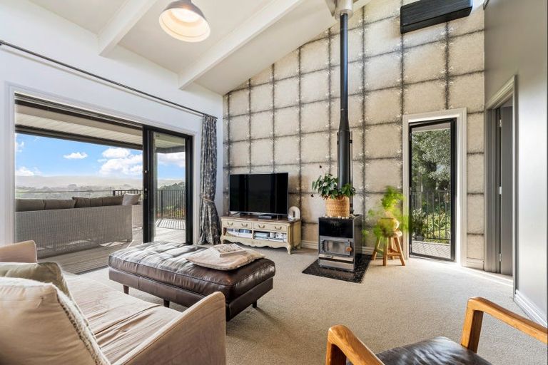 Photo of property in 28 Green Road, Matakana, Warkworth, 0985