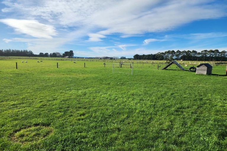 Photo of property in 628 Woodfields Road, West Eyreton, Rangiora, 7475