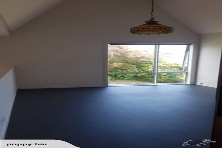 Photo of property in 31 Amapur Drive, Khandallah, Wellington, 6035