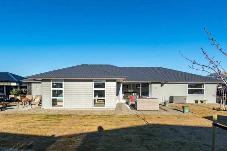 Photo of property in 27 Ben Lomond Drive, Mosgiel, 9024