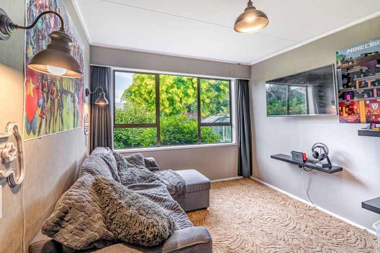 Photo of property in 59 Elles Road, Otautau, 9610