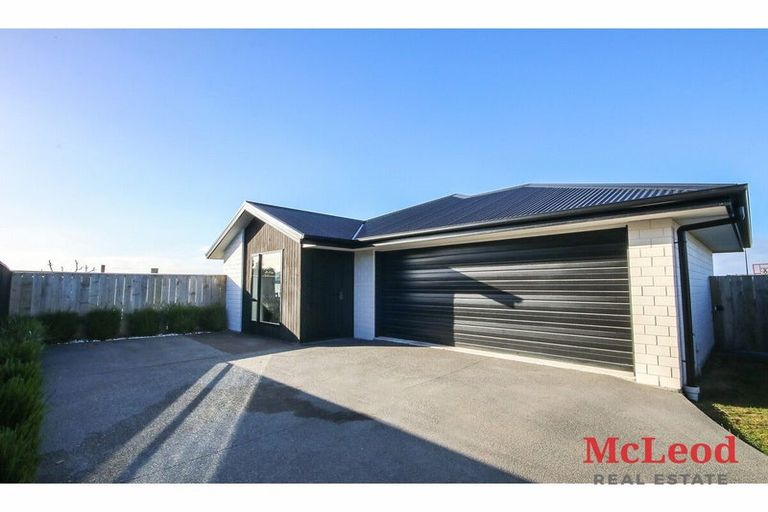 Photo of property in 17 Whittington Drive, Rolleston, 7615