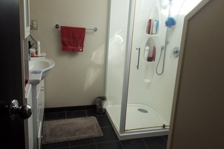 Photo of property in 10 Kilsyth Street, Karori, Wellington, 6012