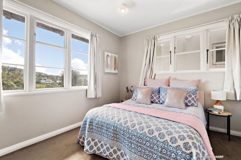 Photo of property in 24 Mysore Street, Khandallah, Wellington, 6035