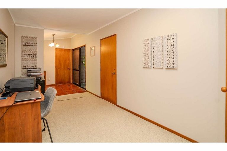 Photo of property in 6 Waipapa Landing Place, Kerikeri, 0230