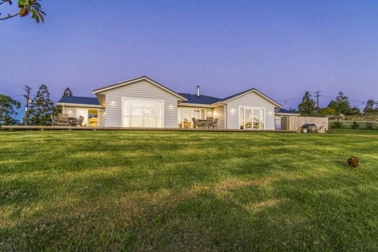 Photo of property in 59 Top Road, Dairy Flat, Albany, 0792