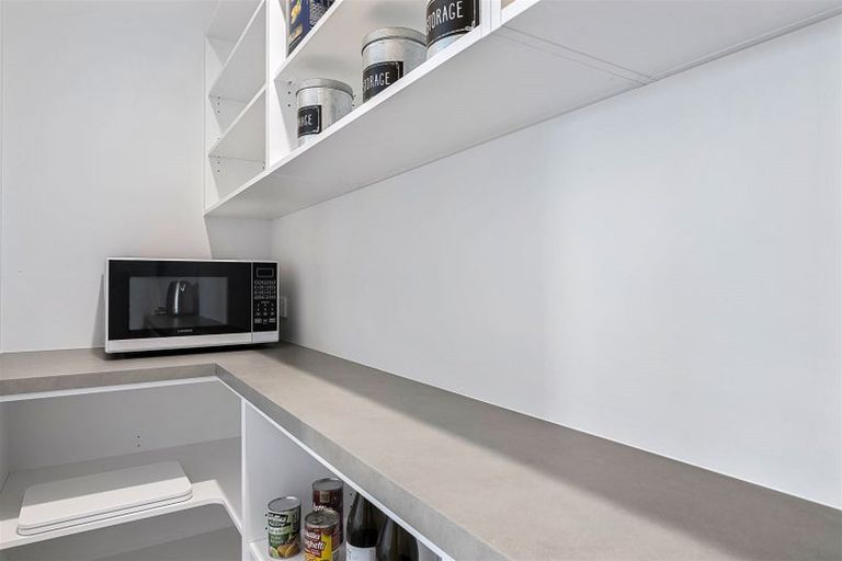 Photo of property in 9 Clare Street, Woodend, 7610