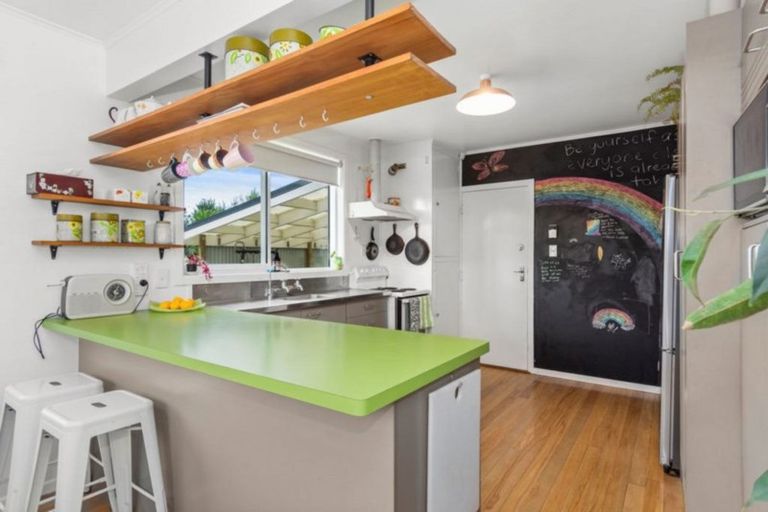 Photo of property in 584 Maunganui Road, Mount Maunganui, 3116