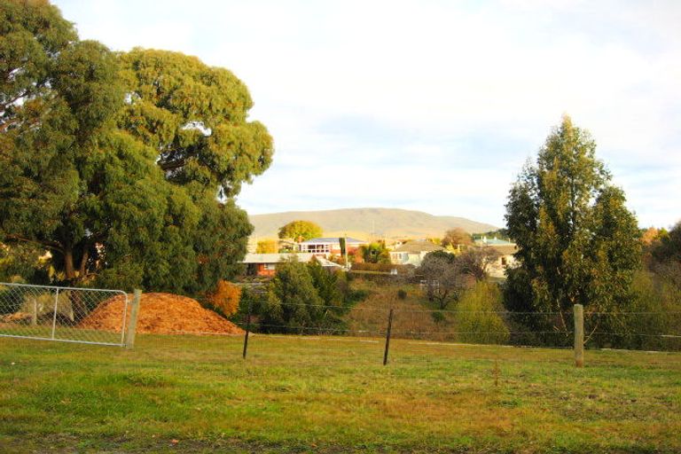 Photo of property in 6 Copinsha Street, Palmerston, 9430