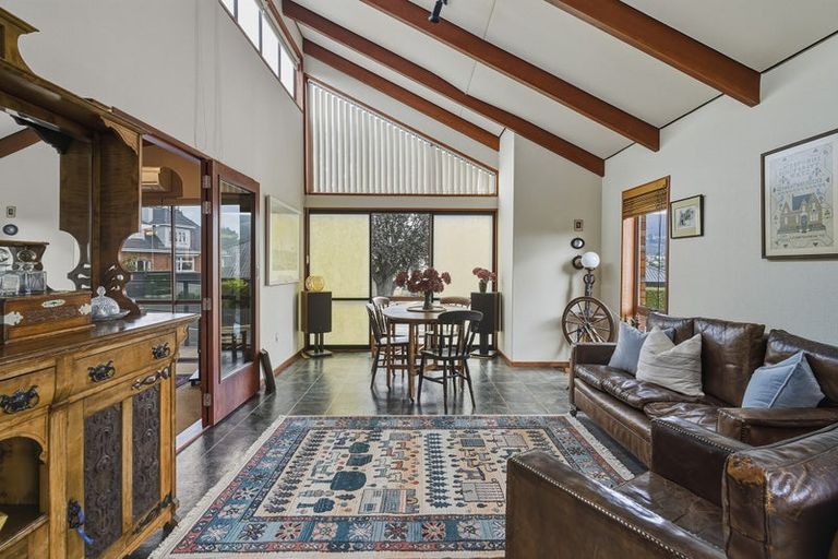 Photo of property in 244a Highgate, Roslyn, Dunedin, 9010