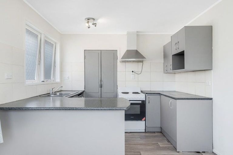 Photo of property in 1 Beldon Place, Pakuranga Heights, Auckland, 2010