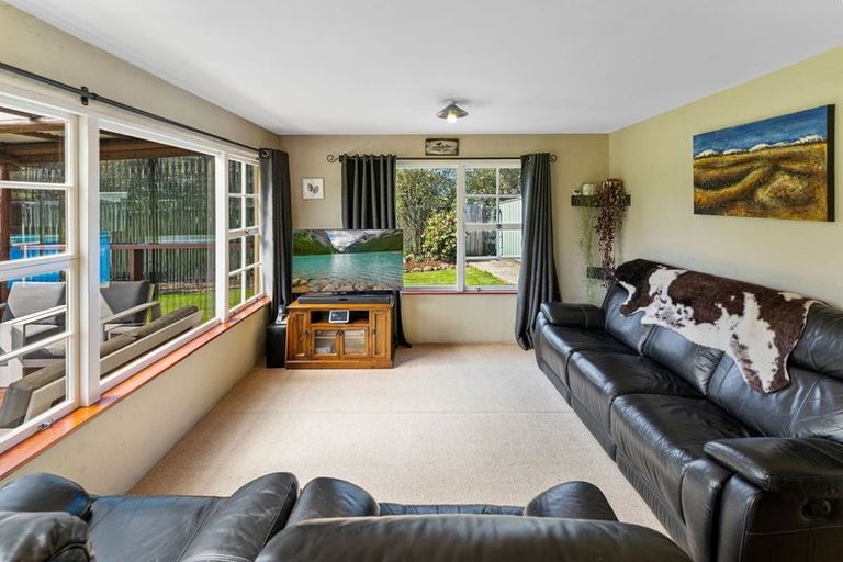 Photo of property in 69 Whitby Road, Wakefield, 7025