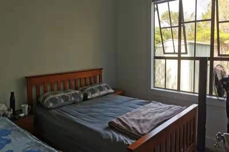 Photo of property in 7 Glen Vista Place, Bayview, Auckland, 0629