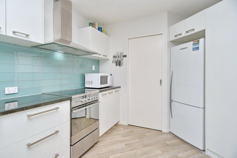 Photo of property in 16 Pepperwood Place, Shirley, Christchurch, 8061