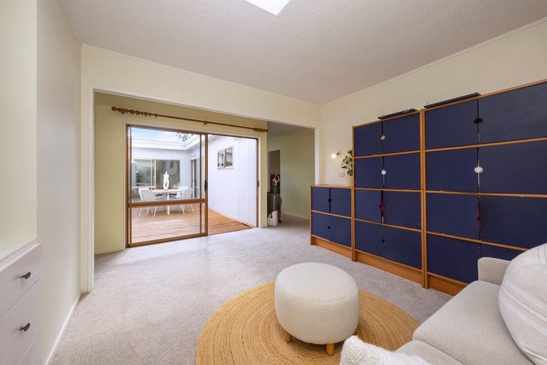 Photo of property in 1/51a View Road, Henderson, Auckland, 0612