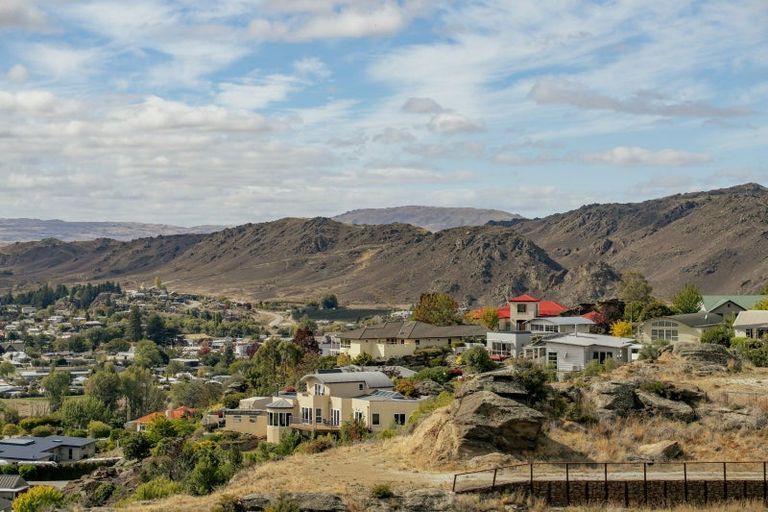 Photo of property in 28 Lanes Road, Bridge Hill, Alexandra, 9320